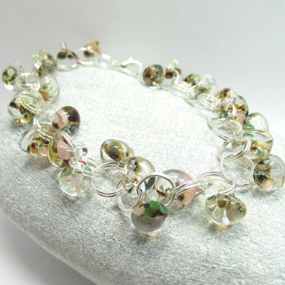 Boro glass linked teardrop bead bracelet